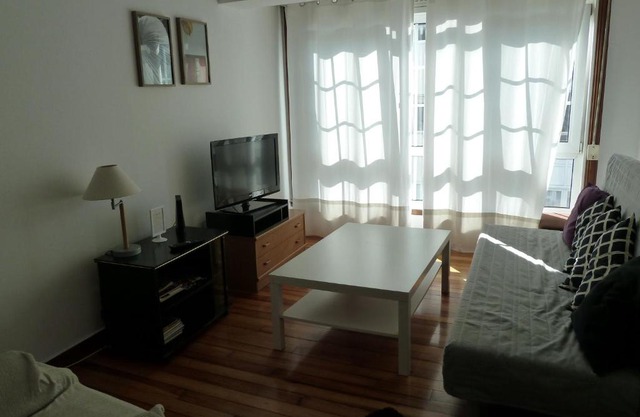 Amplio, Luminoso y Céntrico Piso