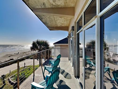 An Oceanfront Experience