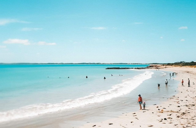 Anchored in Robe - Beach & Town 140m