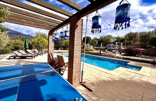Andalusia Luxury villa with private heated pool, spectacular Sierra Nevada views