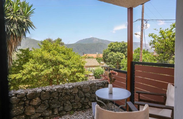 Angela's flat studio - Dassia Corfu