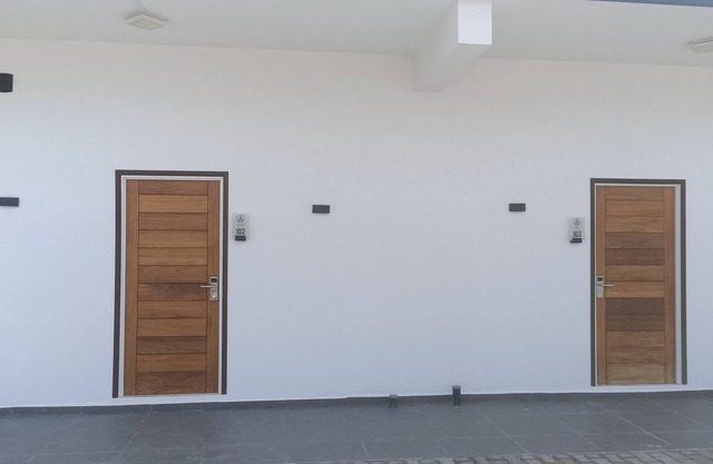 ANIRA Hotel & Suites