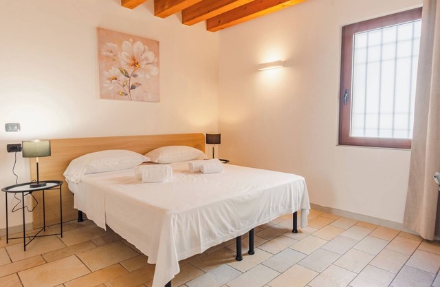 Antiche Mura 5 - One Bedroom Guest House, Sleeps 2