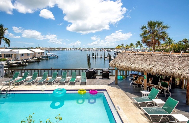 Antigua Retreat- 2BR 2BA waterfront condo w/pool & boat slip