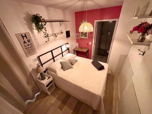 Ap completo com ar e garagem coberta próximo ao metrô