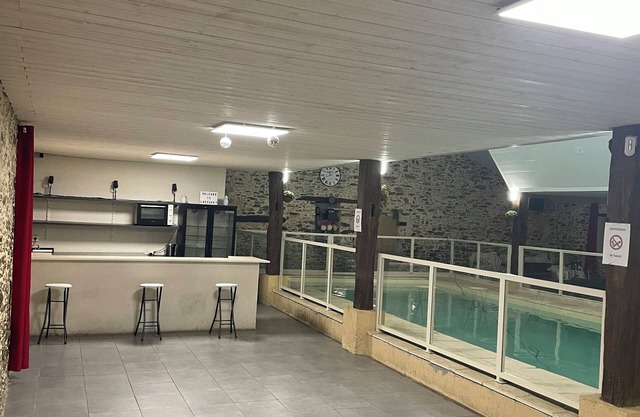 Apartment with outbuilding for private parties