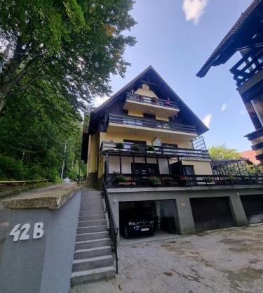 Apartament Kalinderu K4 Busteni