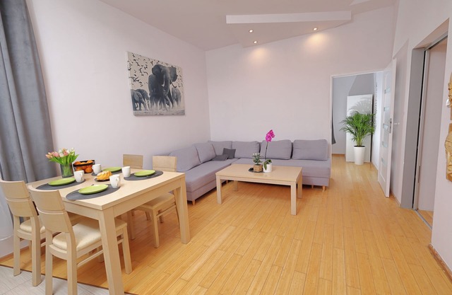 Apartament Słoneczny 5 (VAT invoice) with parking