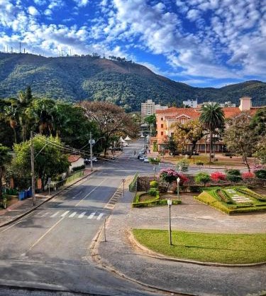 Apartamento 222 Pé na Praça 1 vaga Garagem 7 hóspedes