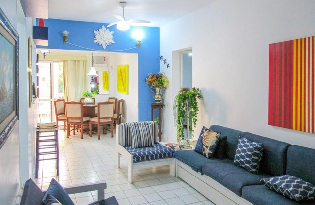 Apartamento a 70 metros da Praia de Pitangueiras SP