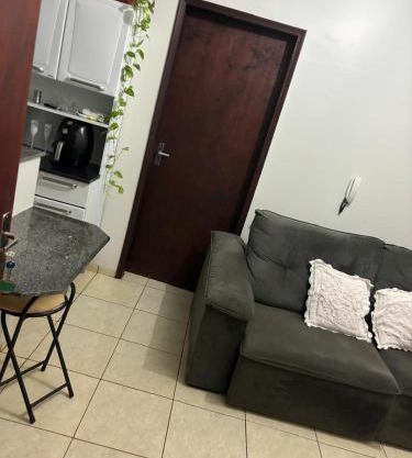 Apartamento com garagem coberta