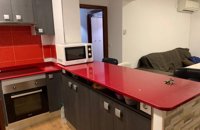 Apartamento con Aparcamiento, en un Sitio Tranquilo de Jaén