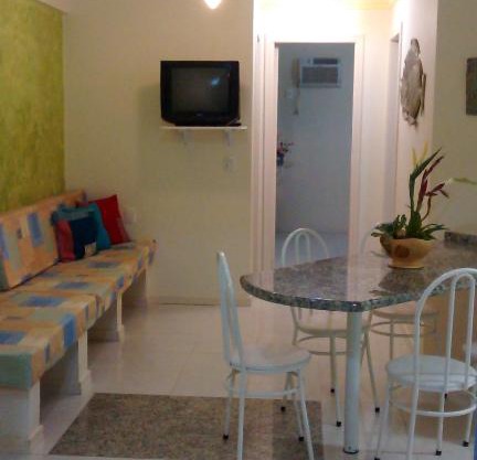 Apartamento Meia Preia