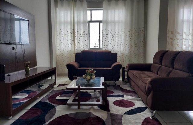 Apartamento na Barra Avenida