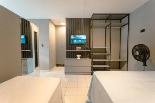 Apartamento Zona 7 UEM Wi-Fi Smart 4P LP15