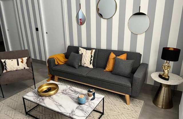 Apartamentos La Chimenea