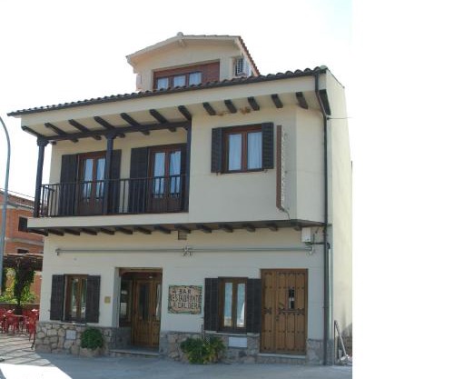 Apartamentos Los Hebiles