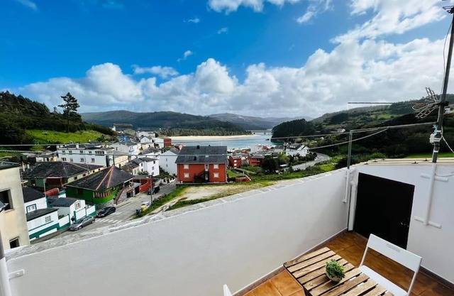 Apartamentos Ría do Barqueiro - Gran apartamento completo con terraza en O Barqueiro