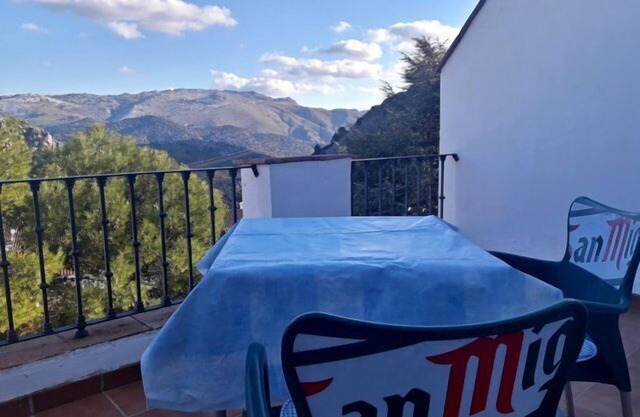 Apartamentos Sierra del Hacho