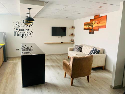 Apartamentos WANCA SUITES para 4, 5 y 6 huéspedes cochera muy cerca al Centro