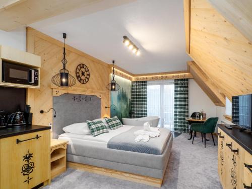 Apartamenty Małe Ciche z jacuzzi ogrodowym, widokiem na TATRY i SKY WALK