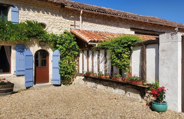 Apartment Coquelicot in La Marteille - 6 people