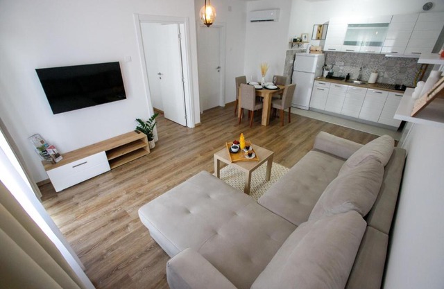 Apartman Paratetis 2