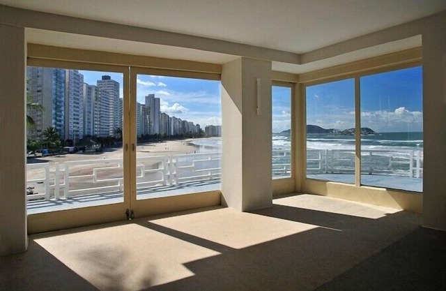 Apartment, 1 bedroom, historic building in Pitangueiras, Guarujá.