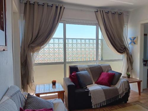 Apartment 2 blocks from the sea with parking and Wi-Fi