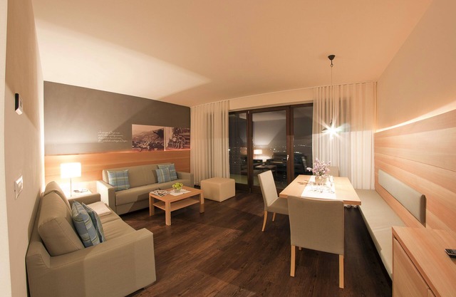 Apartment - 4 people with 2 bedrooms and panoramic views to the south and east