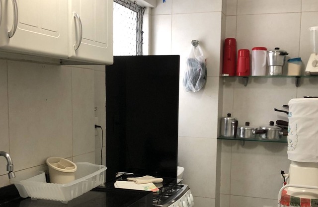 apartment 5 minutes from Midway Mall