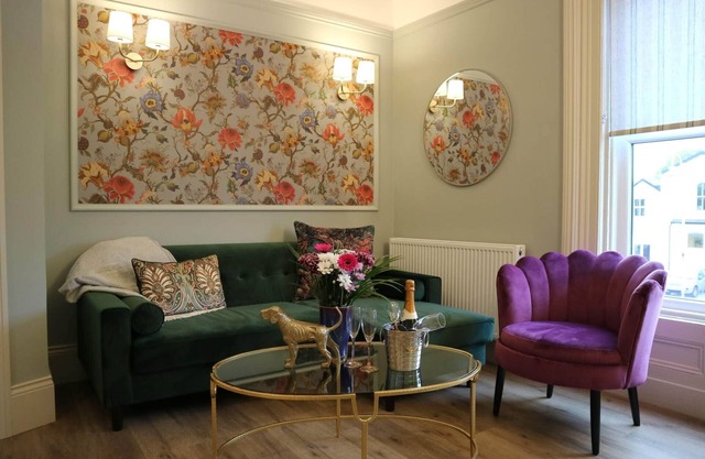 Apartment 5 - The Promenade