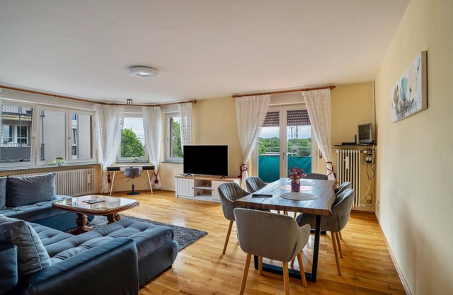 Apartment 'Albert-Schulte Park' with Shared Garden, Wi-Fi and Air Conditioning