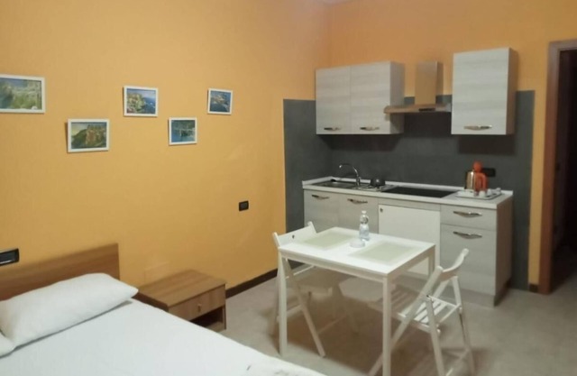 Apartment 'Casa Vacanze Il Torchio Due' with Shared Pool and Shared Garden