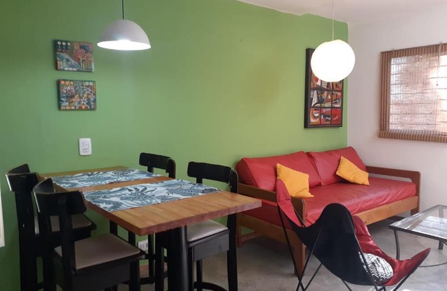 Apartment con terraza 1 piso por escalera