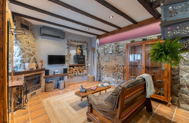 Apartment 'El Rincon De San Jose' with Mountain View, Wi-Fi and Air Conditioning