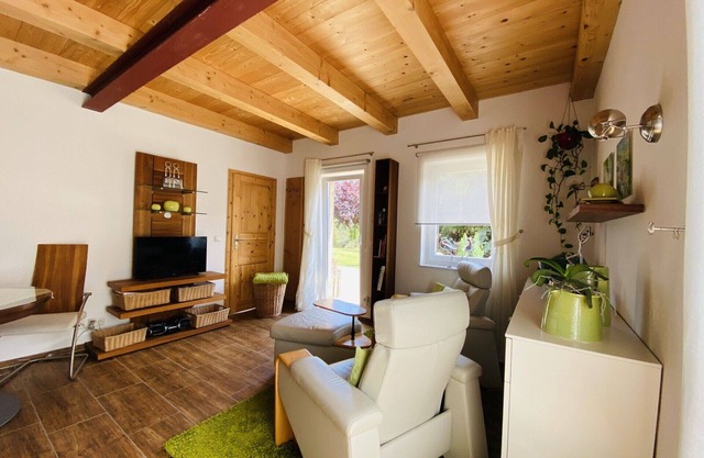 Apartment „Entspannung“ with Private Terrace, Private Garden and Wi-Fi