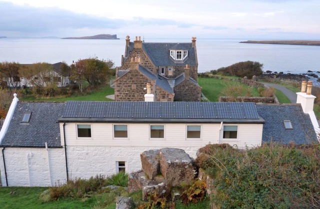 Apartment Flat 2 Keeper's Cottage by Interhome