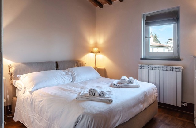 Apartment 'Frantoio 2 Classic' with Shared Pool, Wi-Fi and Air Conditioning
