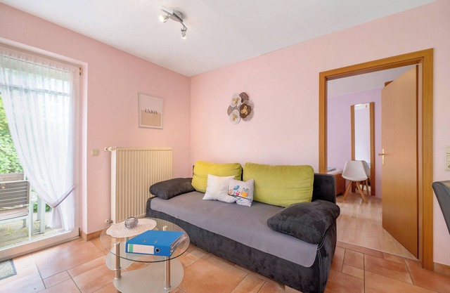 Apartment 'Gästehaus Mühlenhof - Donfelder' with Private Terrace, Private Garden and Wi-Fi