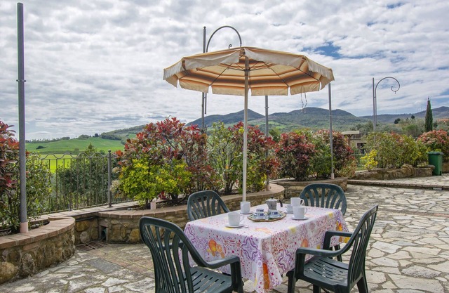 Apartment Giallo by Interhome