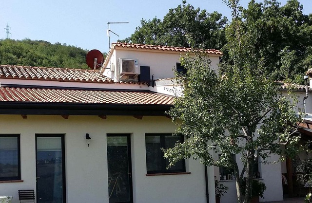 Apartment in a winery in the countryside with pool and breathtaking view