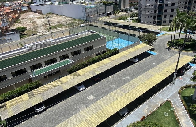 Apartment in excellent location, close to shopping centers, beach etc.