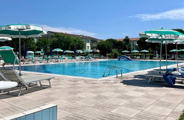 Apartment in Modern Residence with Swimming Pool - By Beahost Rentals