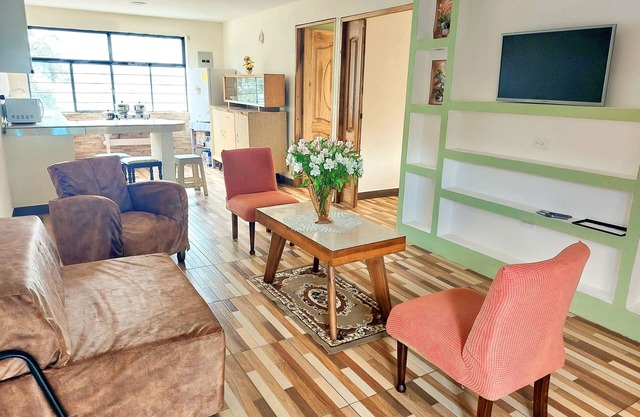 Apartment, located in the historic center of Quito, colonial neighborhood.