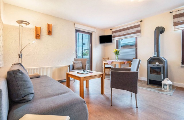 Apartment 'Malchiner See, 35qm' with Lake View, Shared Terrace and Wi-Fi