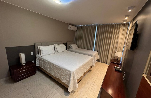 Apartment North Wing CLN 110 AP 204