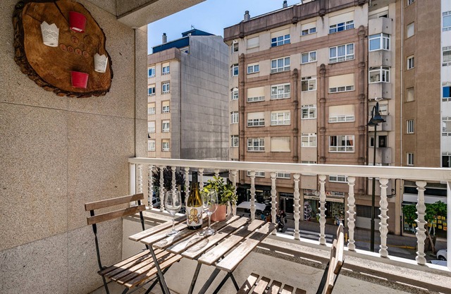 Apartment 'O Faro Apartamentos' with Sea View, Balcony and Air Conditioning