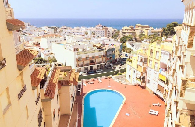 Apartment "Oasis" Near the Beach with Sea View, Pool, Wi-Fi & Terrace