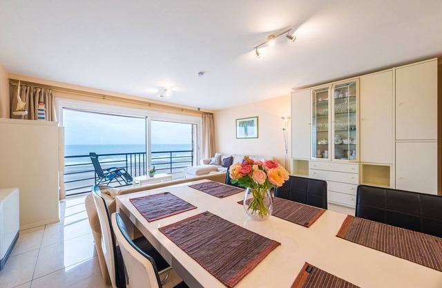 Apartment on the 5th floor with sea view